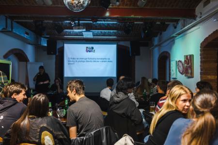 dan-mladinskih-centrov-pub-kviz (14)